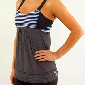 Lululemon Back on Track workout tank 4 small
